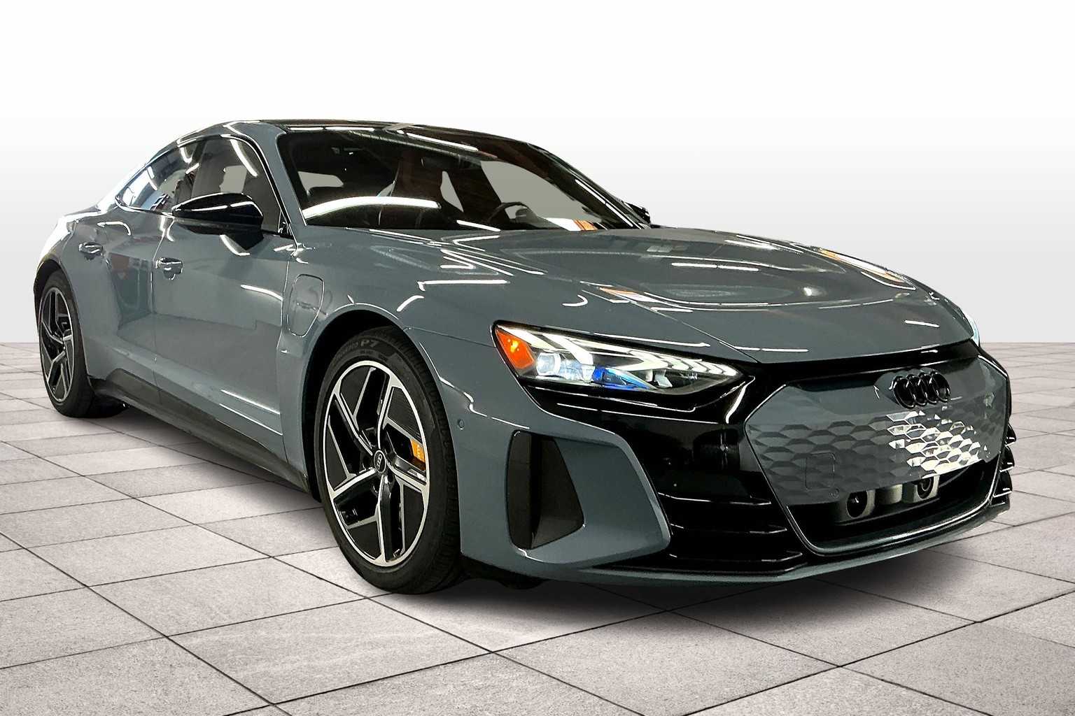 2023 Audi RS e-tron GT Base photo 2