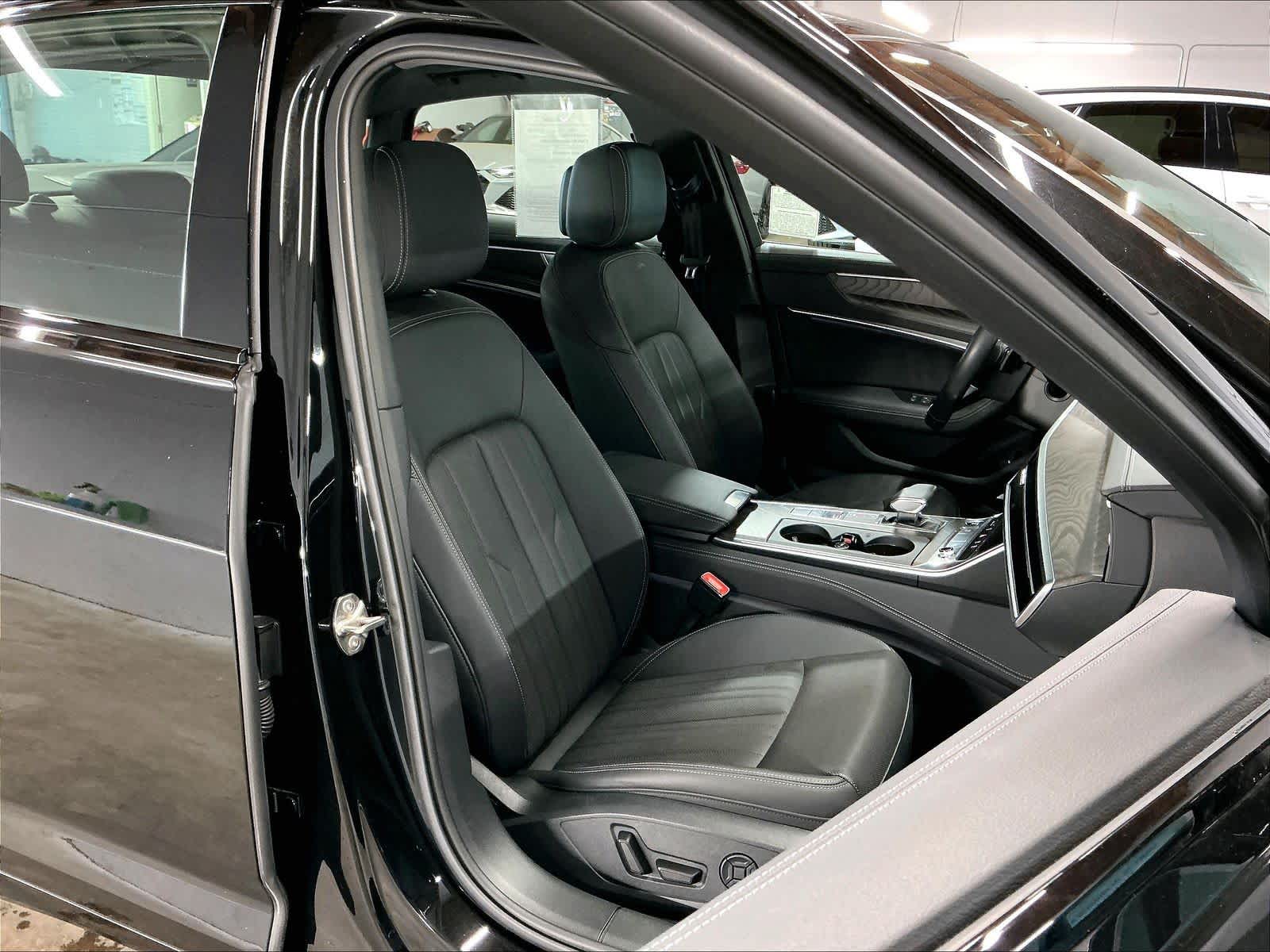 2023 Audi A6 Sedan photo 3