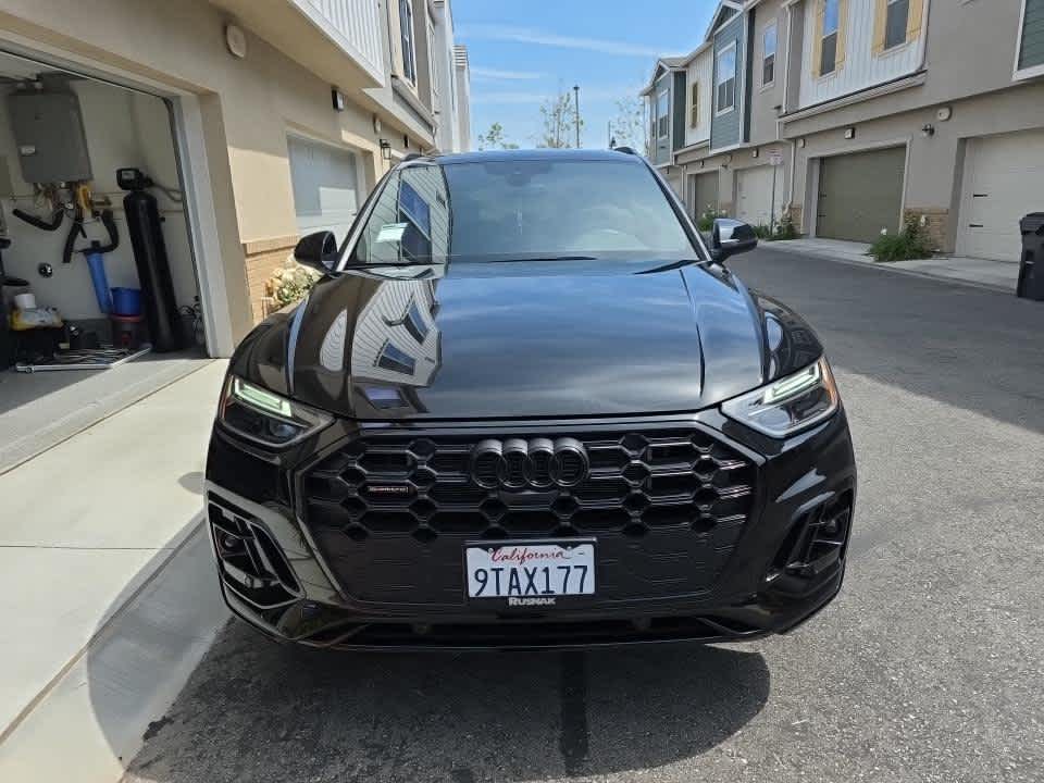 2025 Audi Q5 photo 2