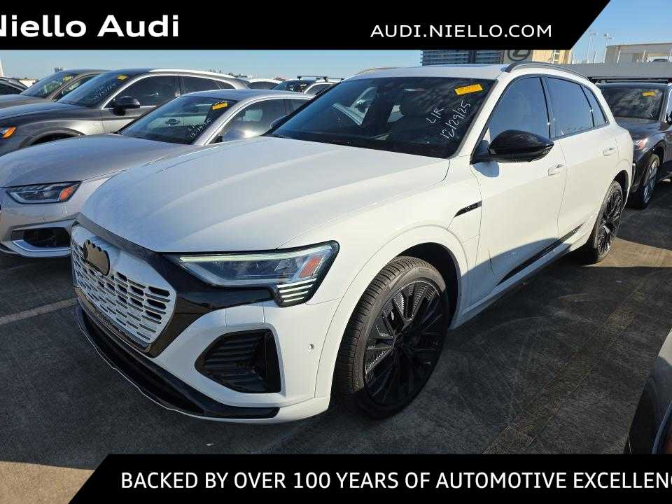2024 Audi Q8 e-tron Prestige's photo