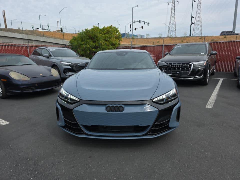 2023 Audi RS e-tron GT photo 2