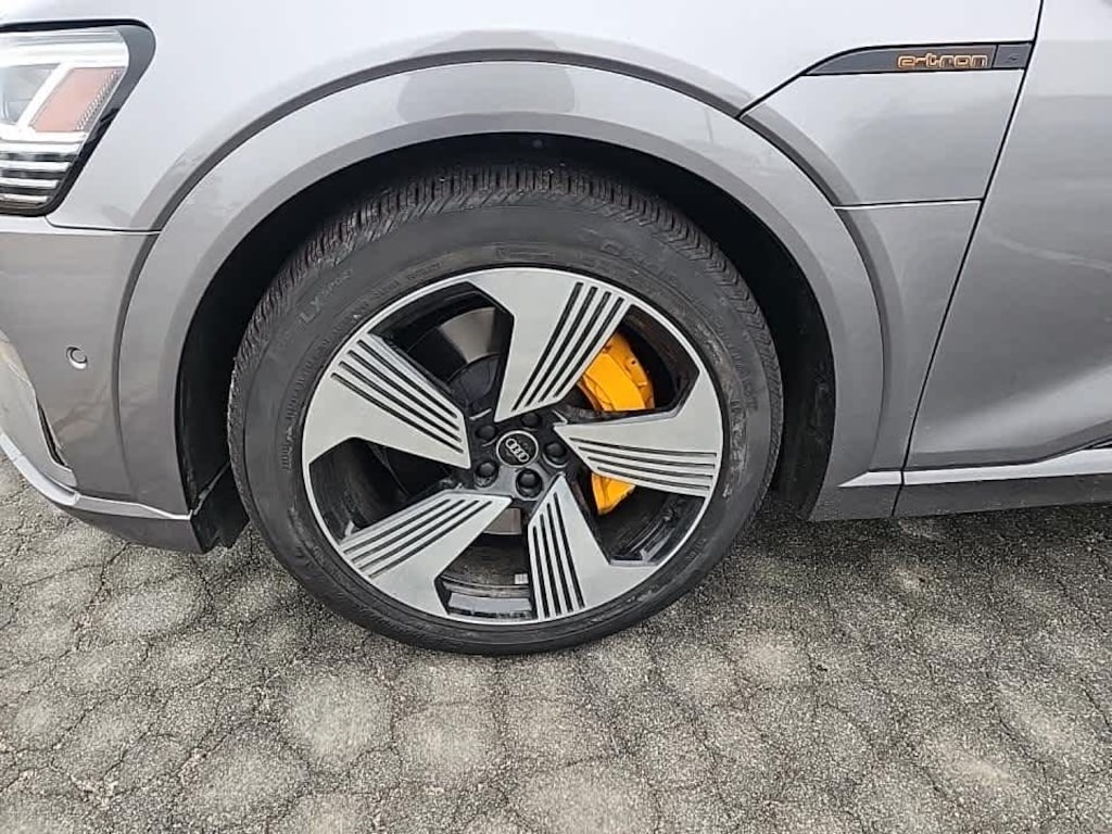 Used 2022 Audi e-tron Premium Plus quattro