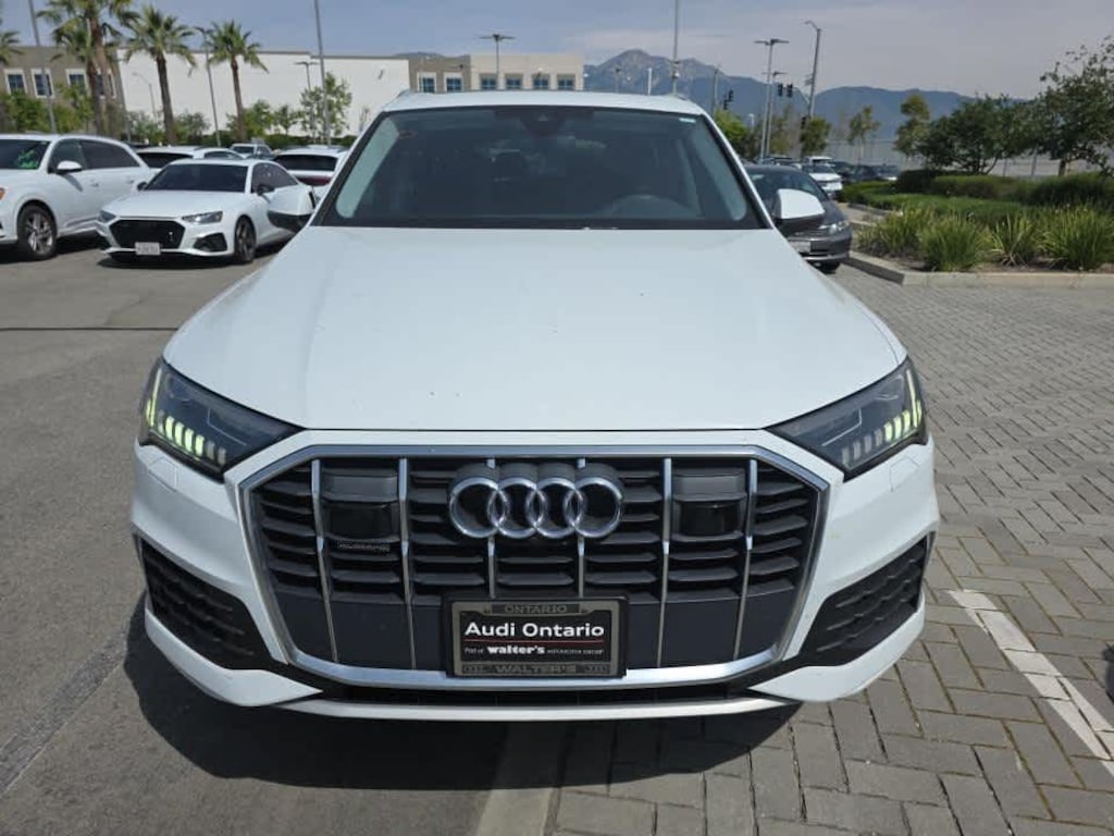 Used 2023 Audi Q7
