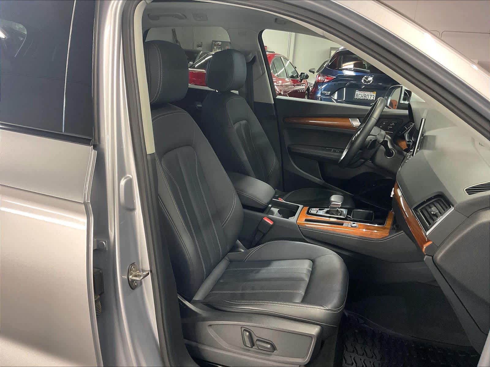 2023 Audi Q5 photo 3