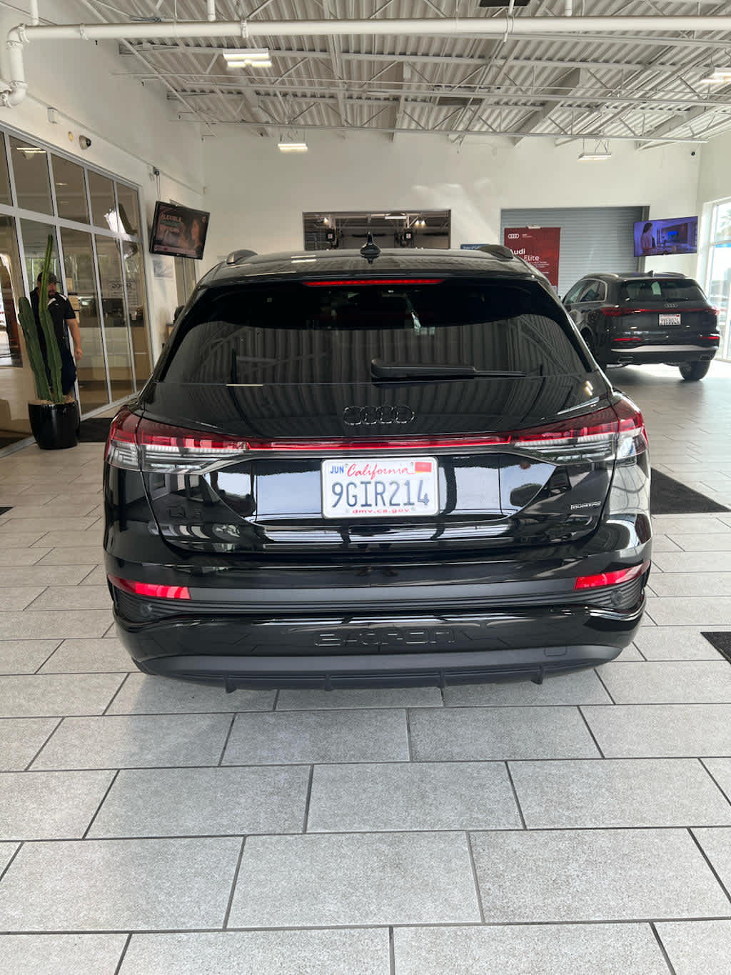 2023 Audi Q4 e-tron photo 5
