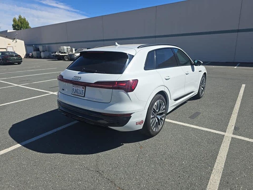 Used 2024 Audi Q8 e-tron Prestige quattro