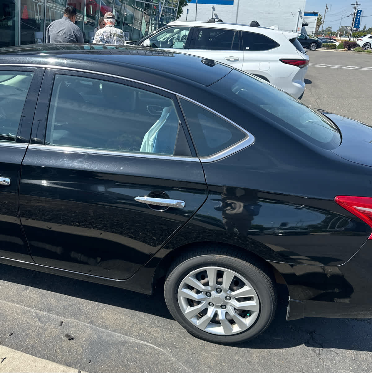 2016 Nissan Sentra photo 6