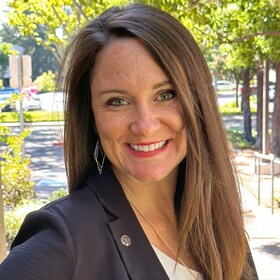 Staff member Tiffany Colato from ID_f9edce