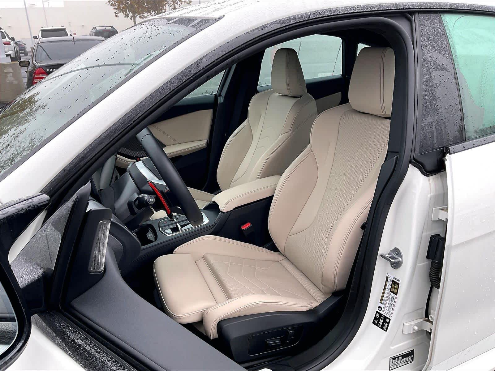 2025 BMW 2 Series M235 - Photo 23