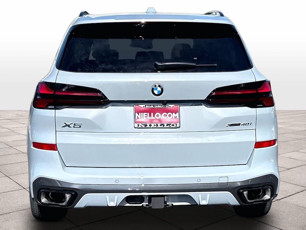 New 2026 BMW X5 xDrive40i xDrive40i Sports Activity Vehicle