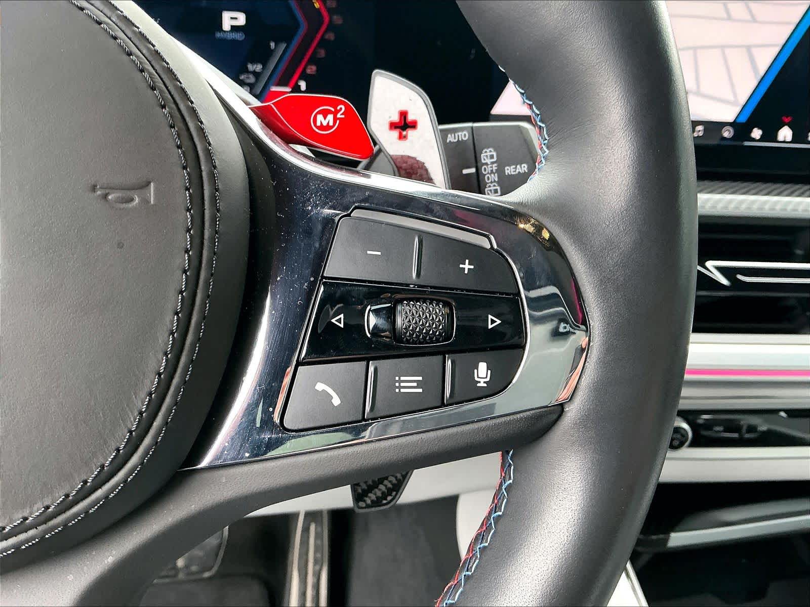2025 BMW XM Base - Photo 19