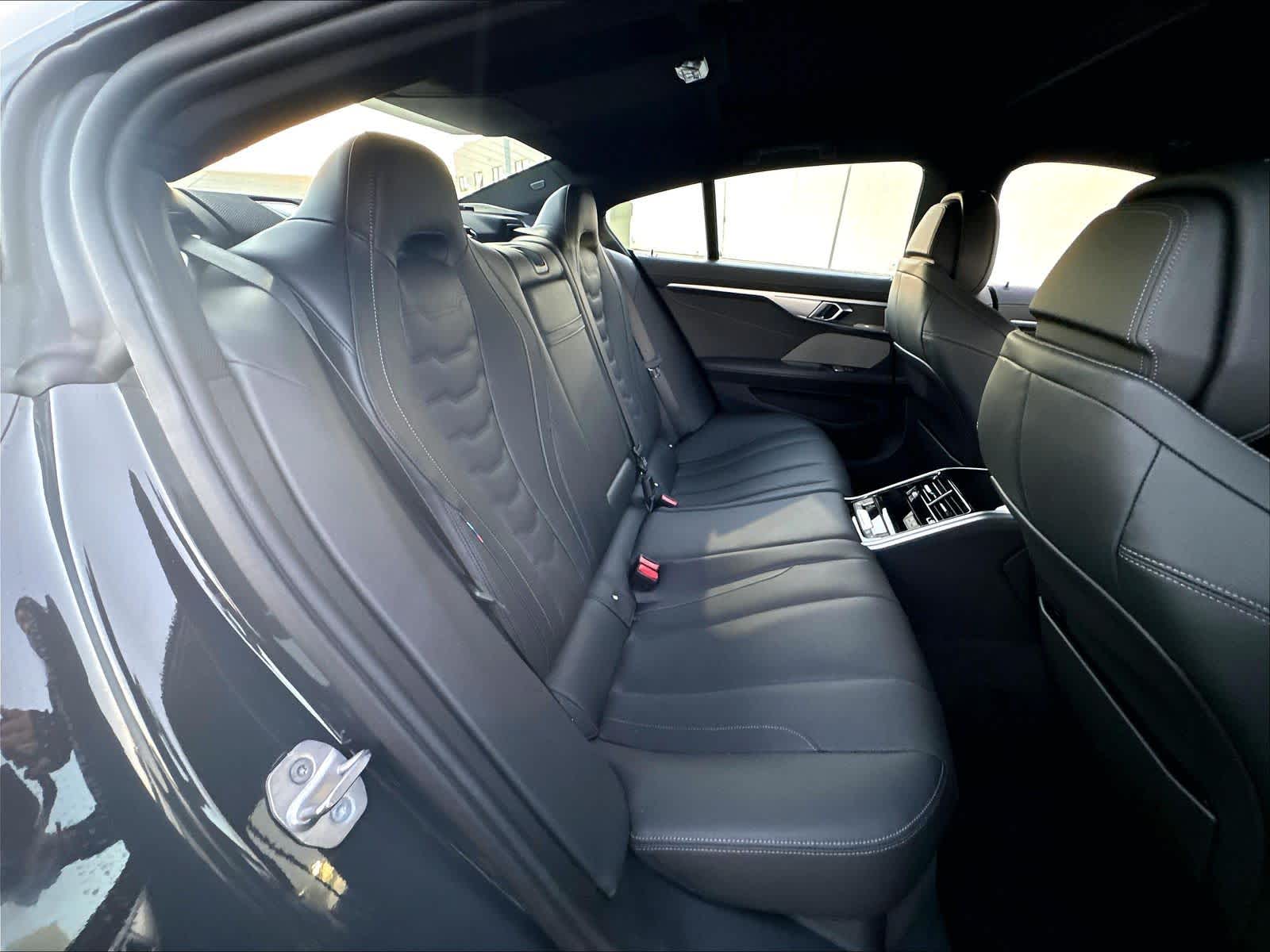 2026 BMW 8 Series 840i - Photo 10