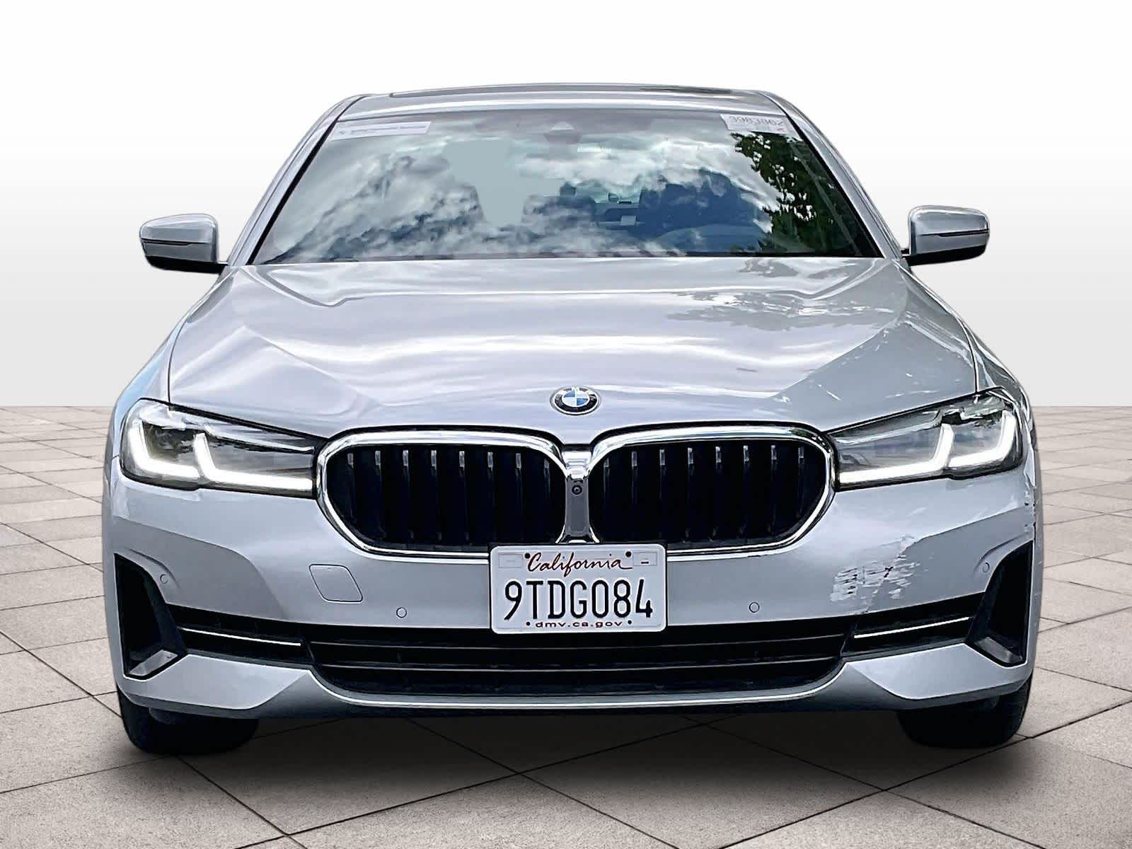 2021 BMW 540i 540i photo 2