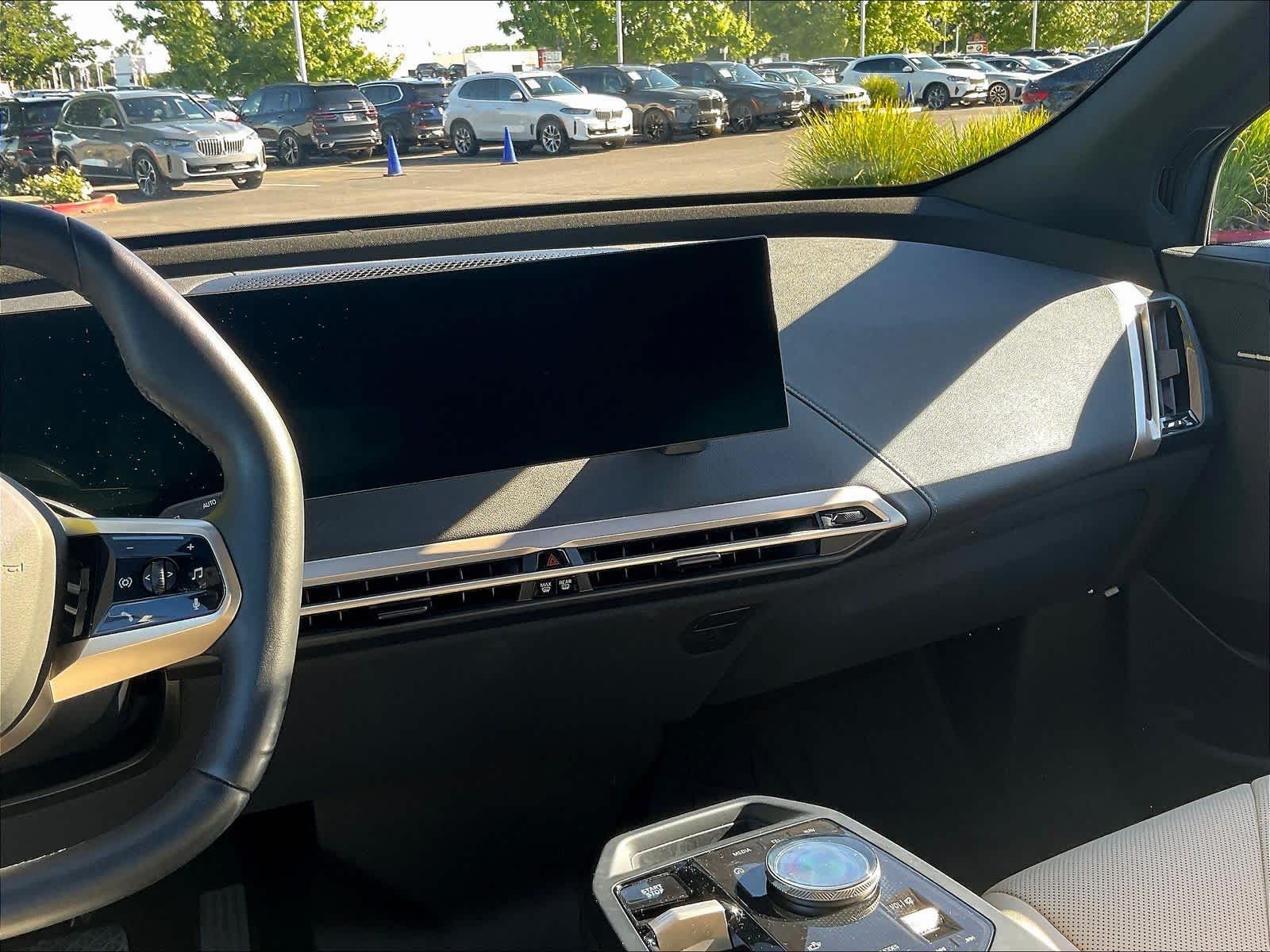 2026 BMW iX xDrive45 xDrive45 photo 6