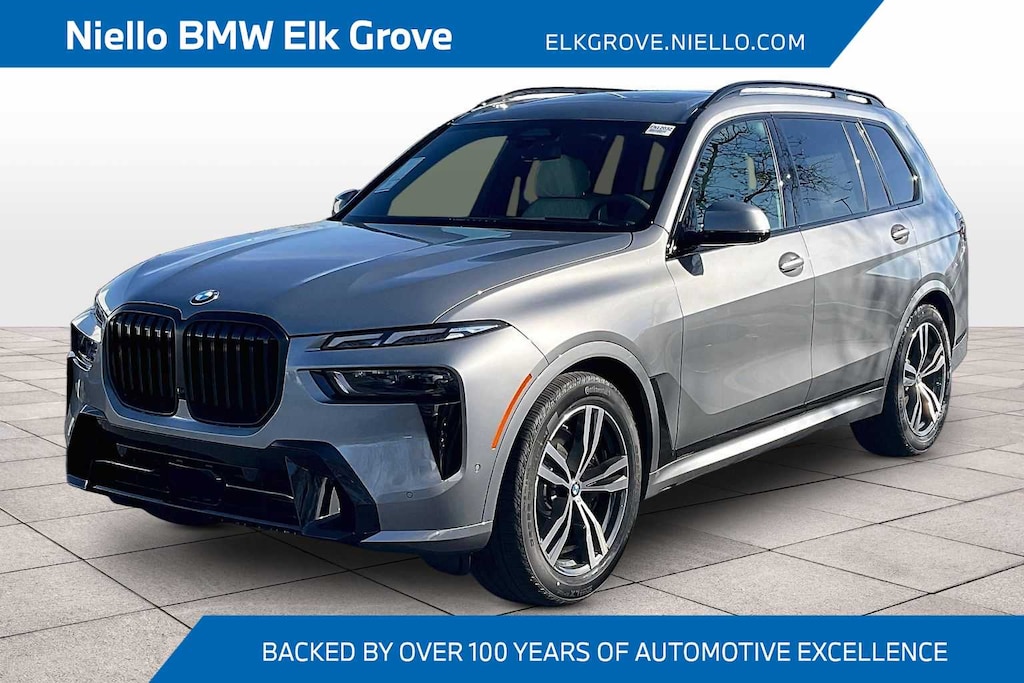 New 2026 BMW X7 xDrive40i Sports Activity Vehicle