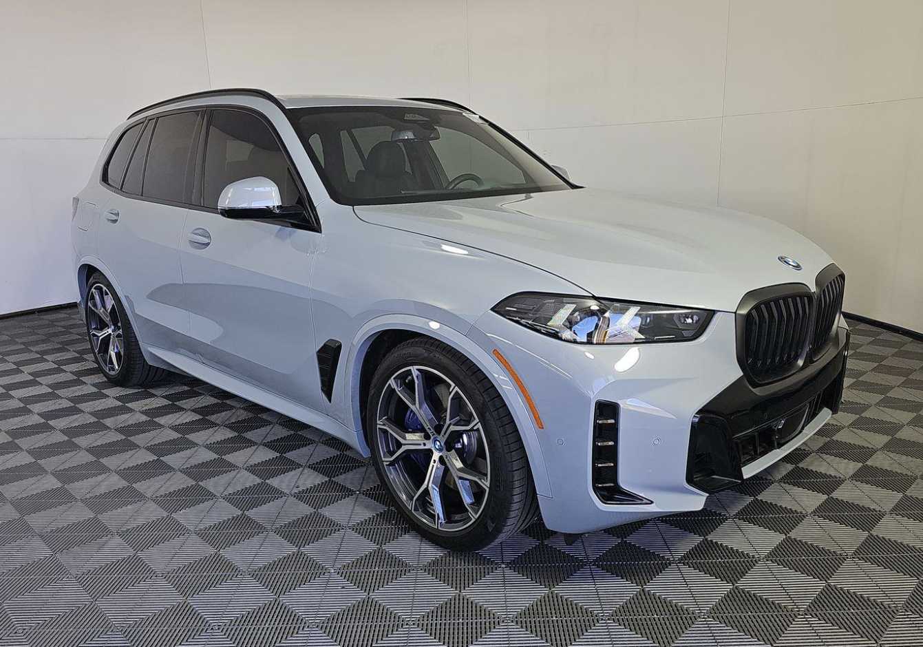 2025 Bmw X5 xDrive50e photo 2