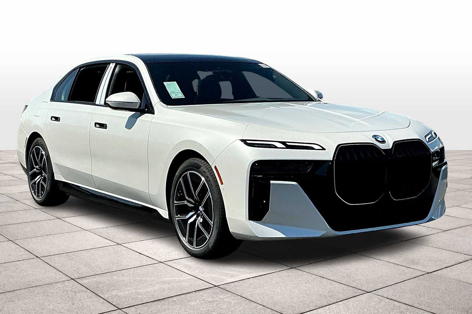 2026 Bmw 750e photo 2
