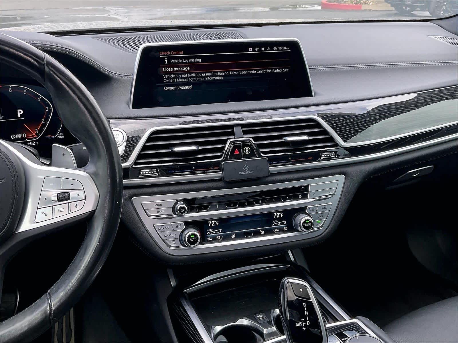 2022 BMW 740i 740i photo 5