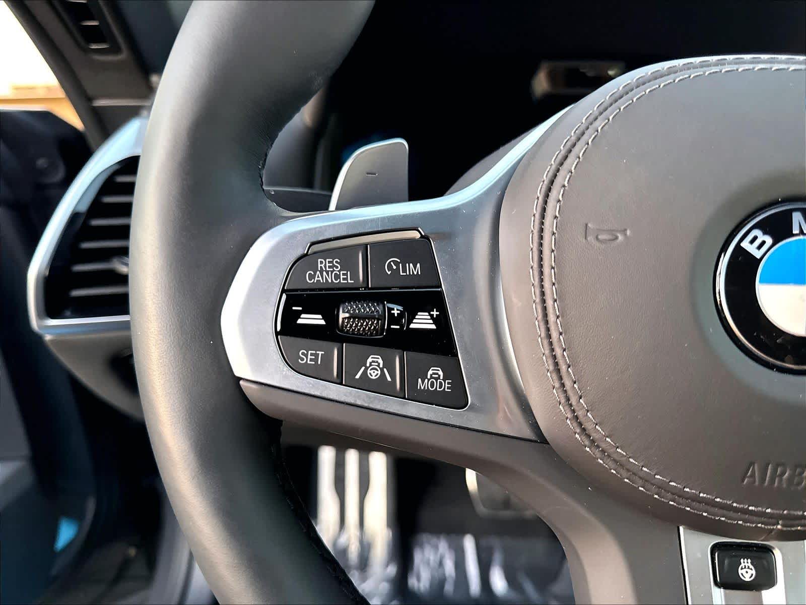 2026 BMW 8 Series 840i - Photo 18