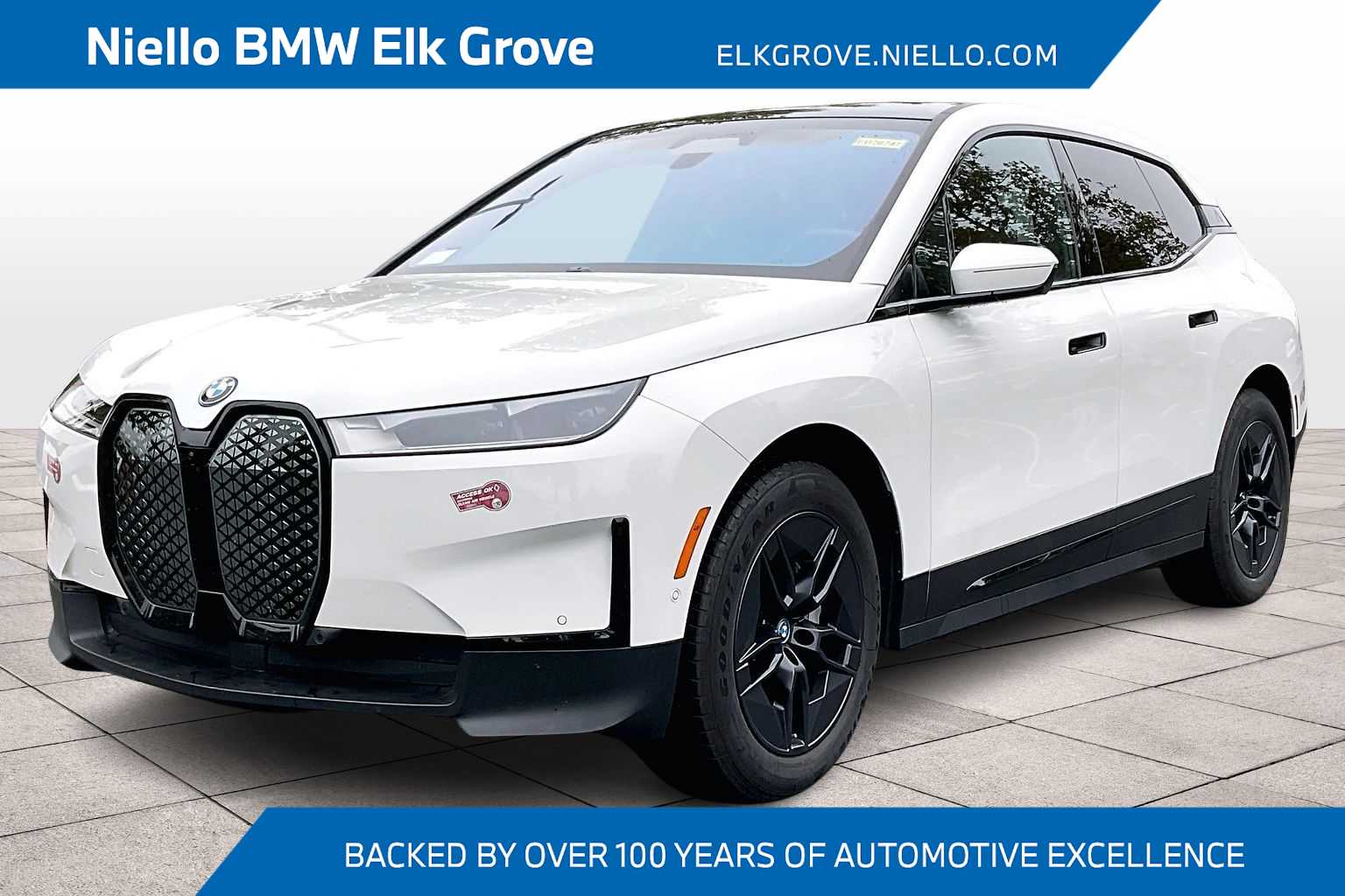 2024 BMW iX Base's photo