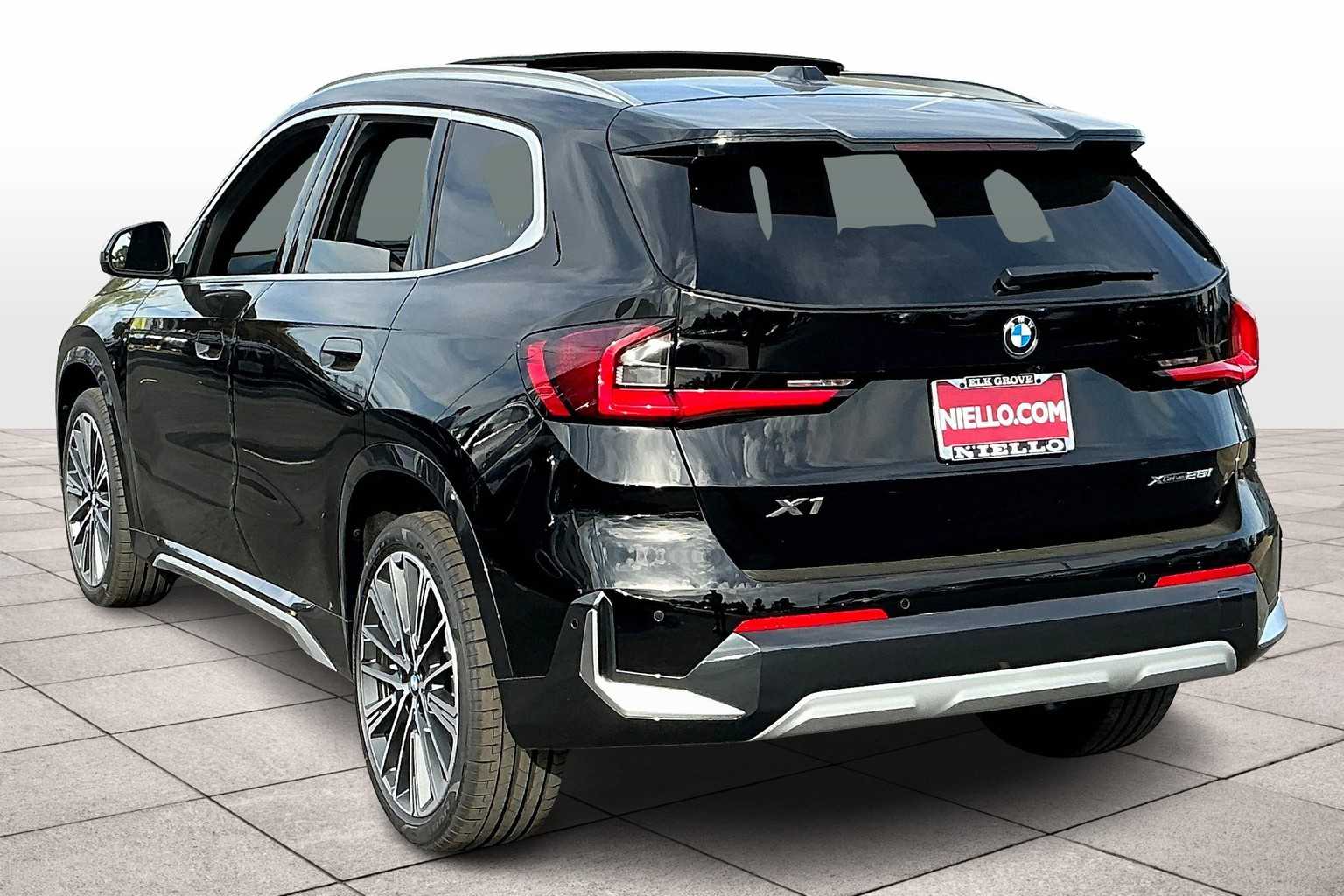 2026 Bmw X1 XDrive28i photo 2