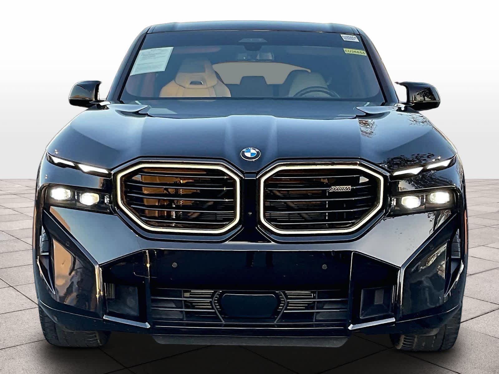2025 BMW XM photo 2
