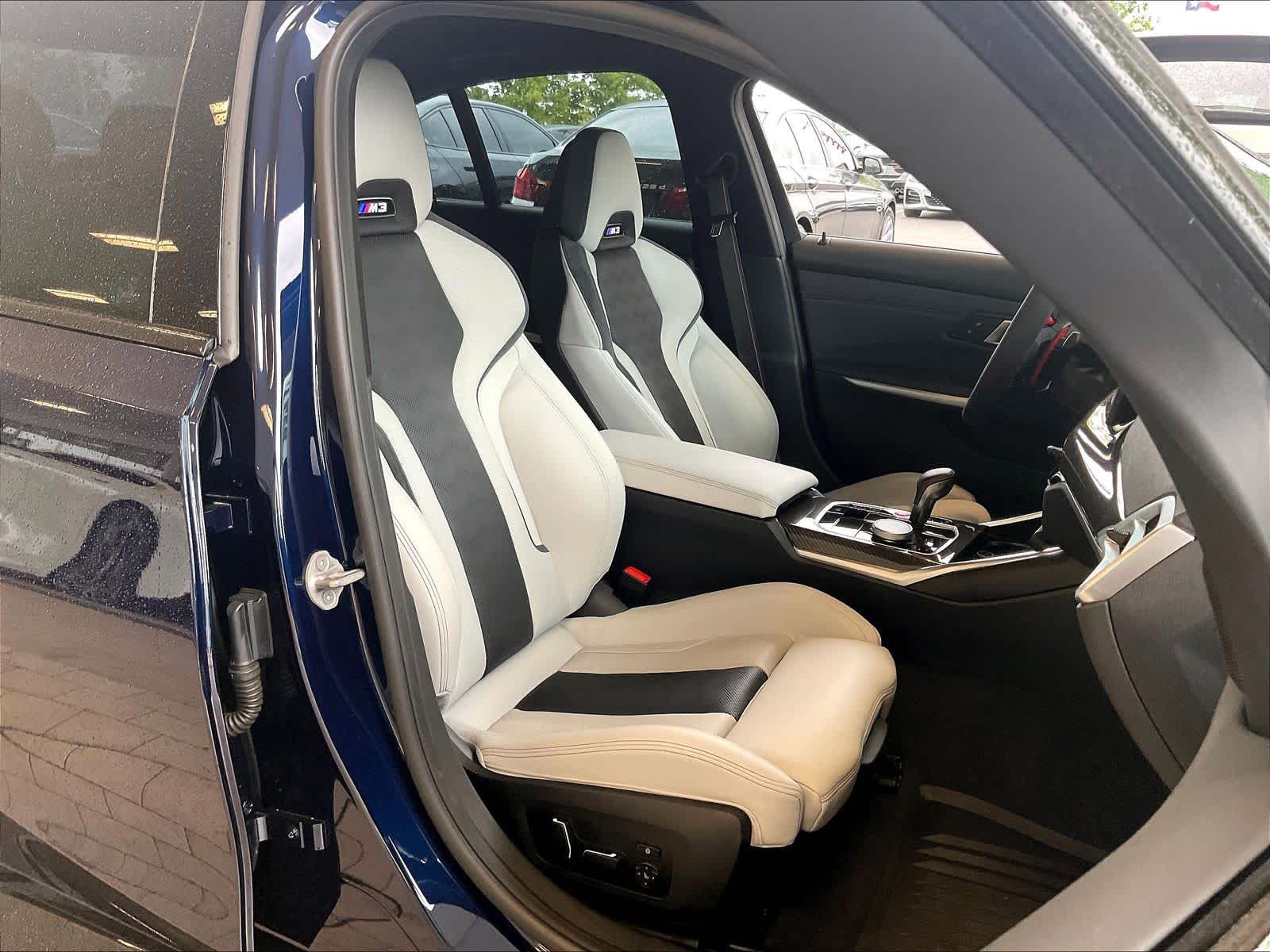 2025 BMW M3 Competition xDrive photo 3