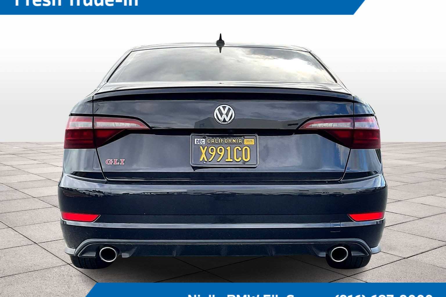 2021 Volkswagen Jetta GLI Autobahn photo 3