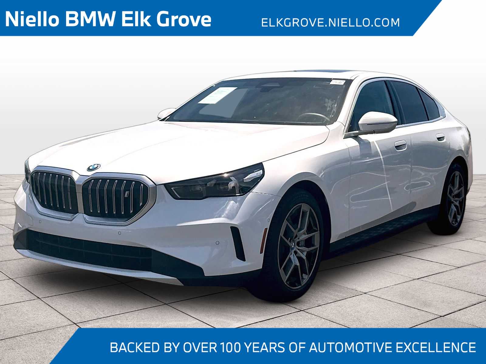 2024 BMW i5 eDrive40's photo