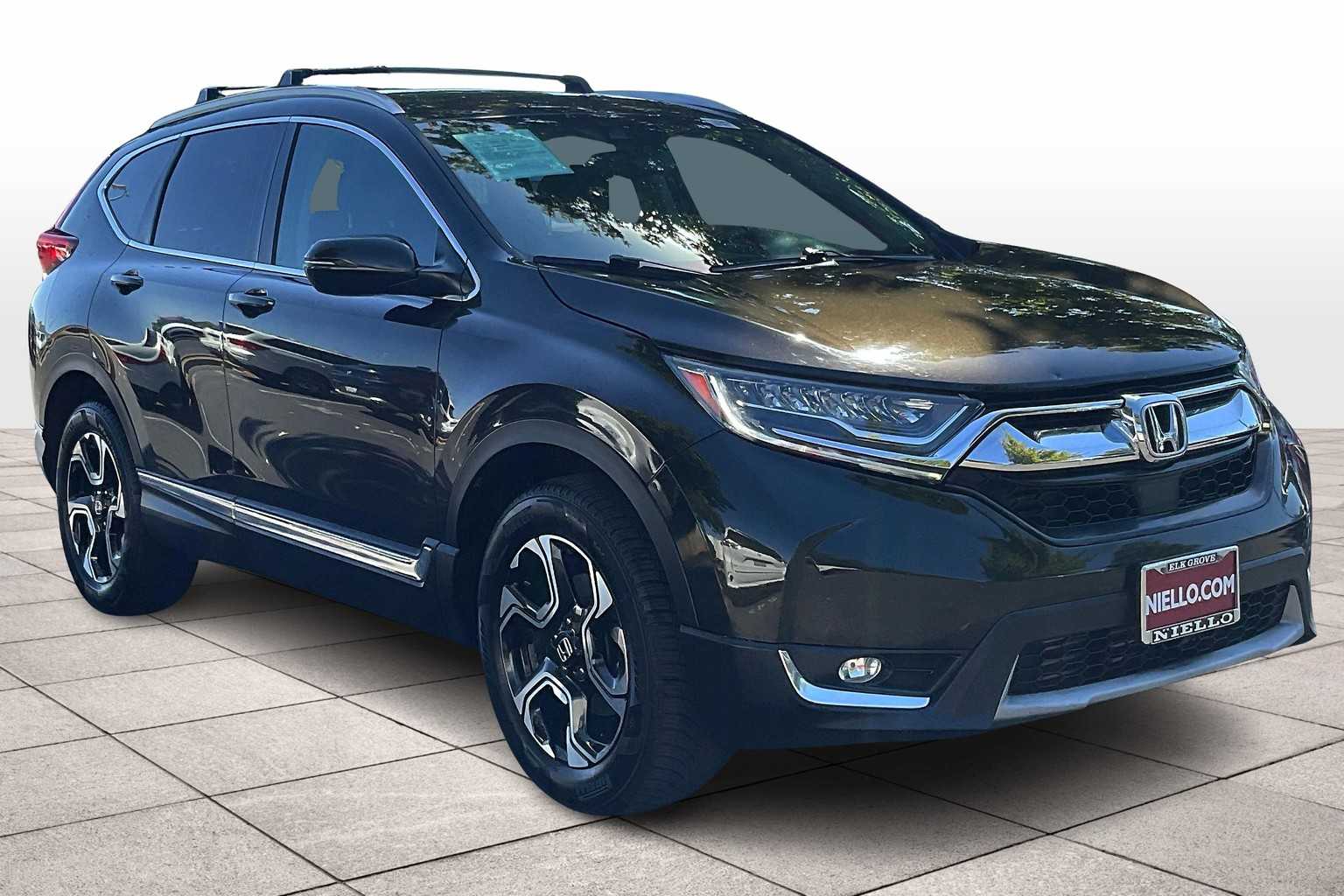 2017 Honda CR-V Touring photo 2