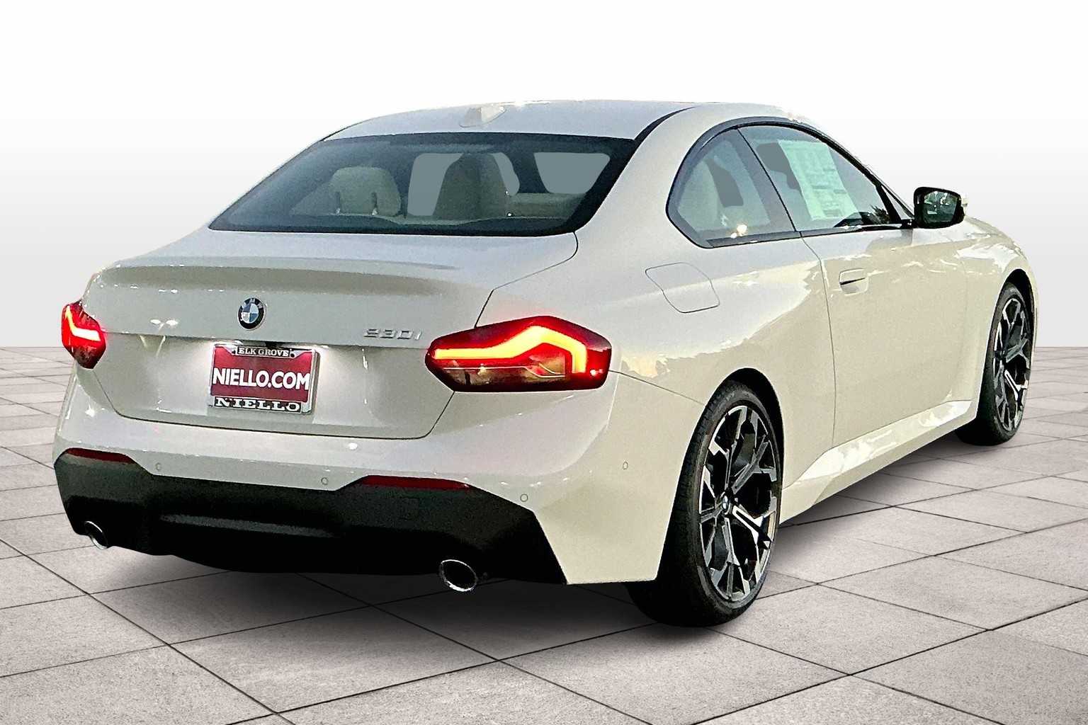 2025 Bmw 230i photo 4