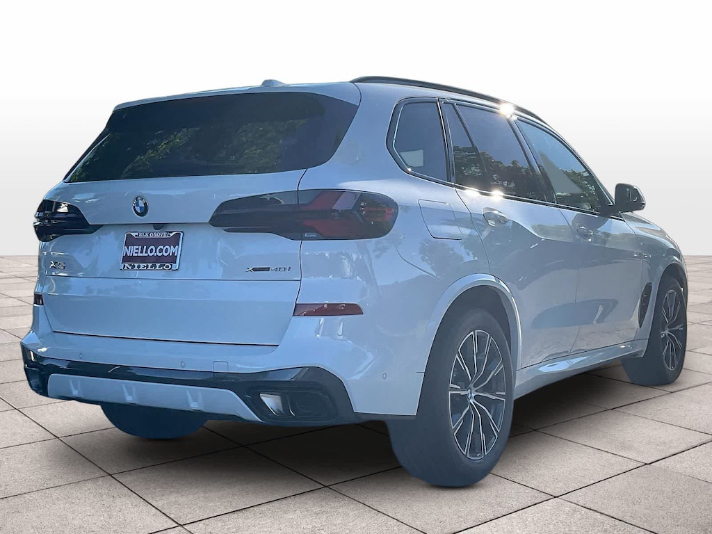 New 2026 BMW X5 xDrive40i xDrive40i Sports Activity Vehicle