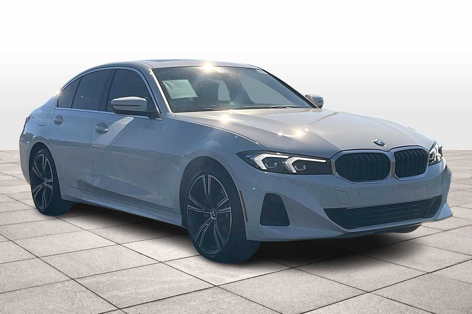 2024 Bmw 330i photo 2