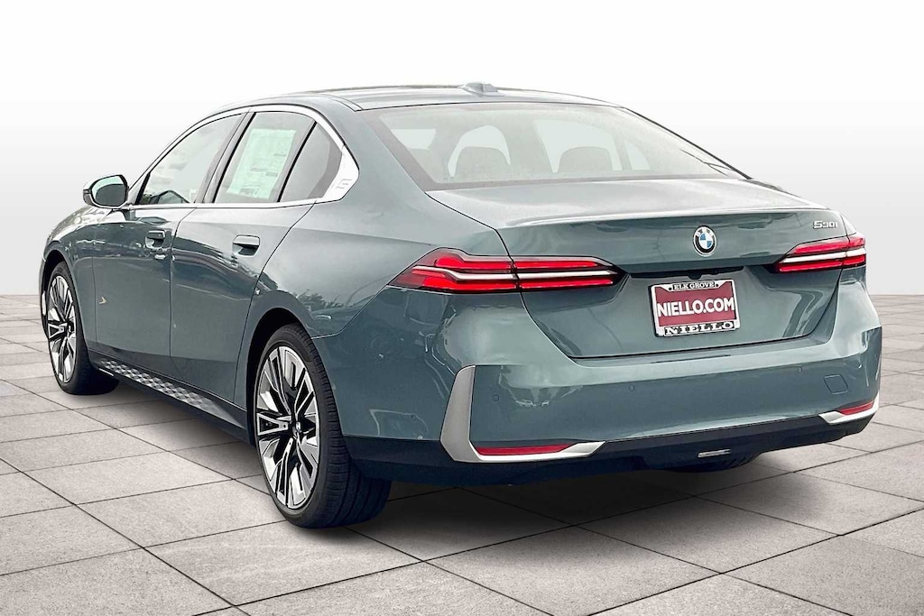 New 2026 BMW 5 Series 530i Sedan