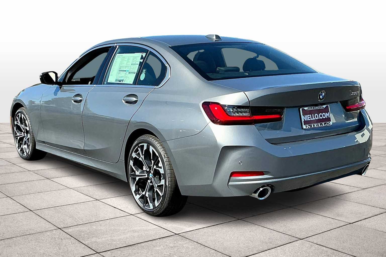 2025 Bmw 330i photo 3
