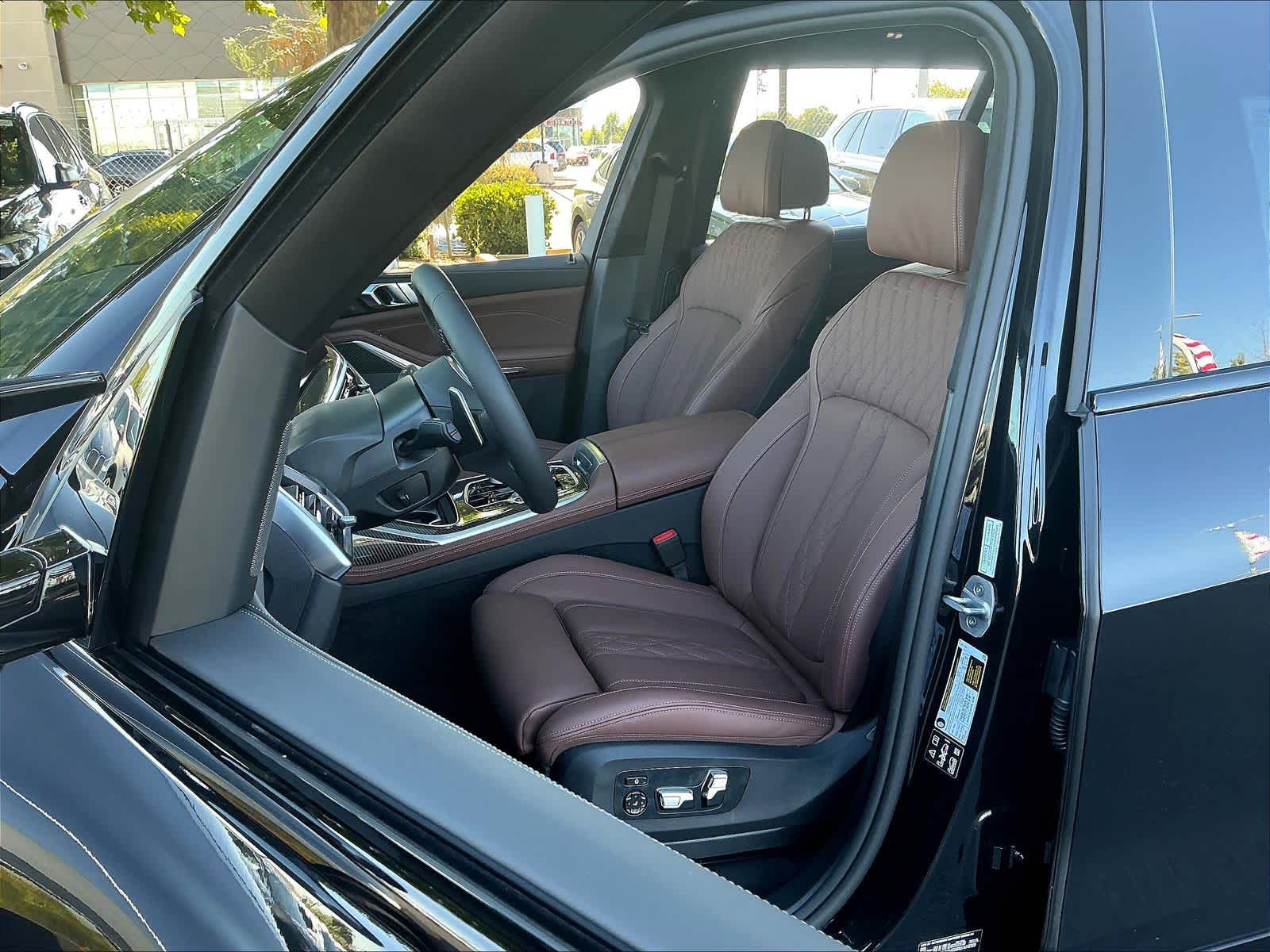2026 BMW X7 M60i - Photo 11