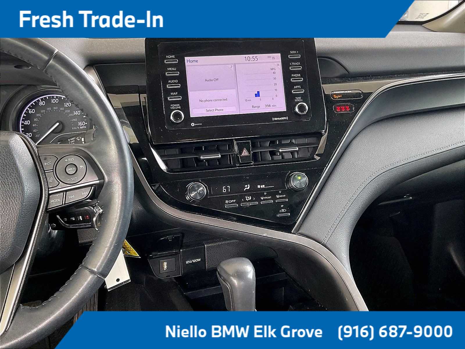 2021 Toyota Camry SE photo 5