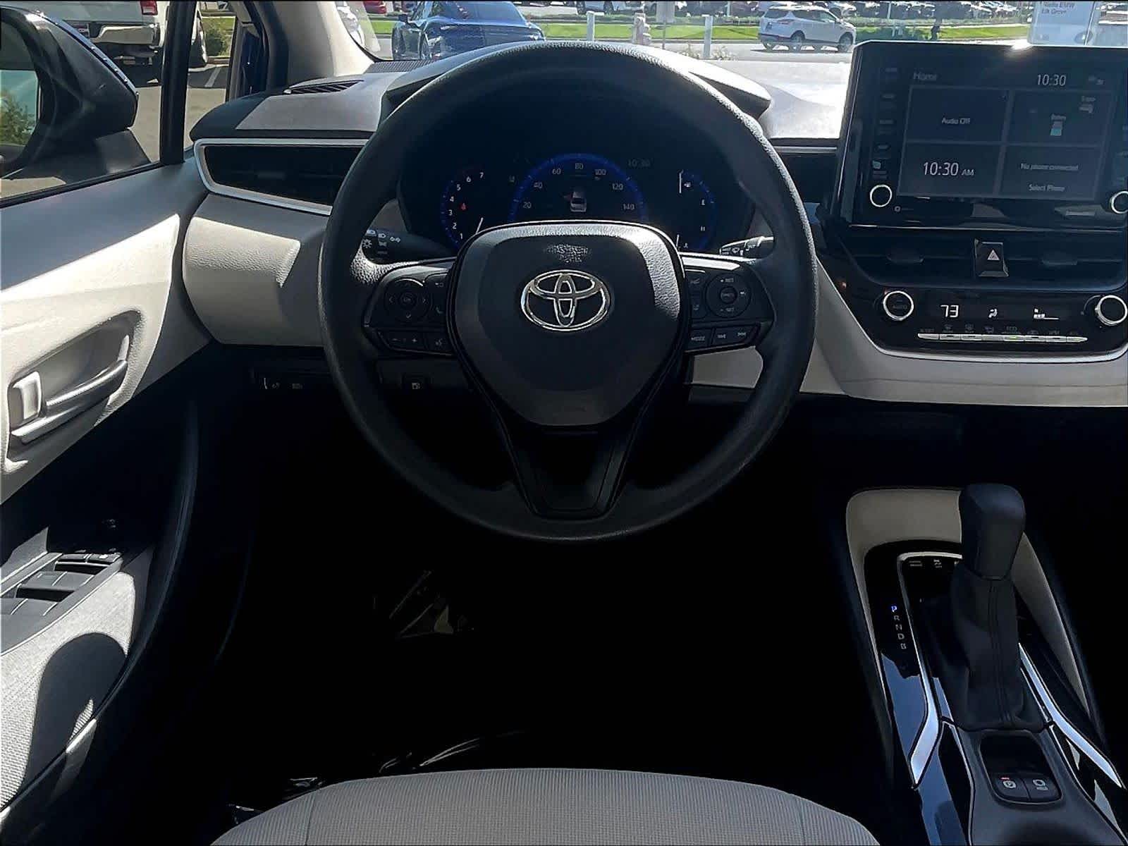 2022 Toyota Corolla Hybrid LE photo 5