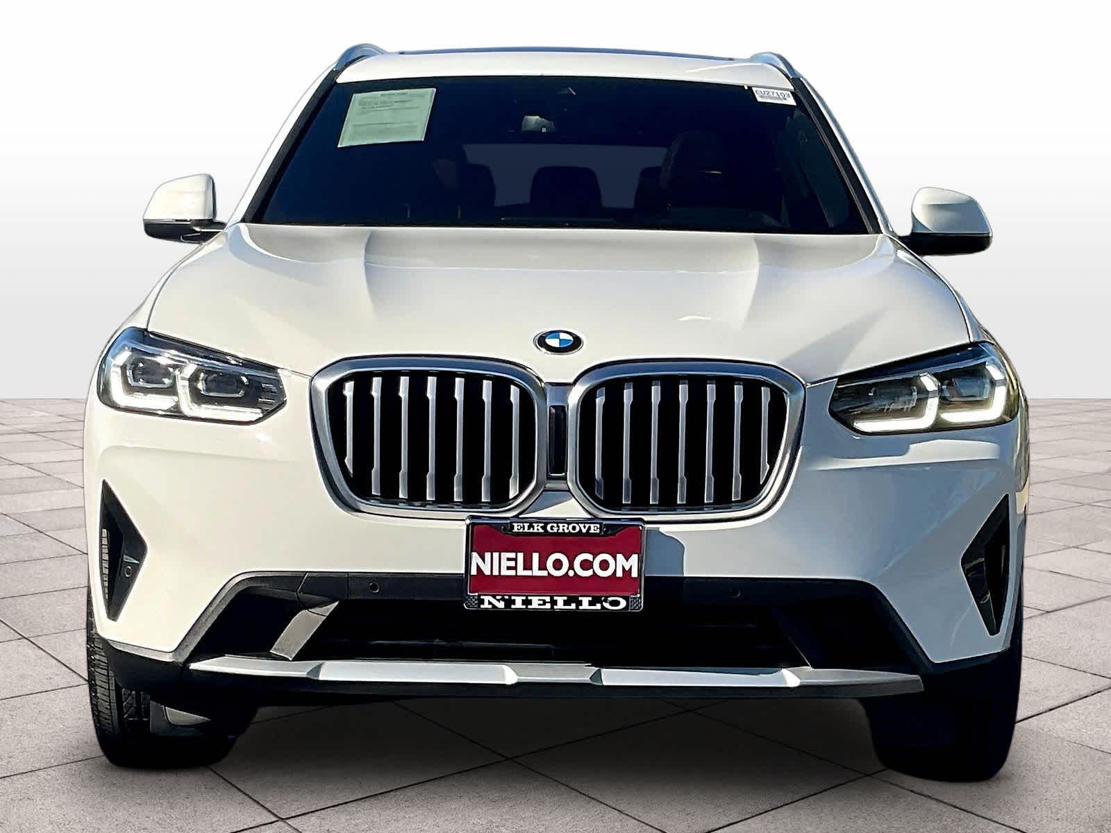 2022 BMW X3 xDrive30i xDrive30i photo 2
