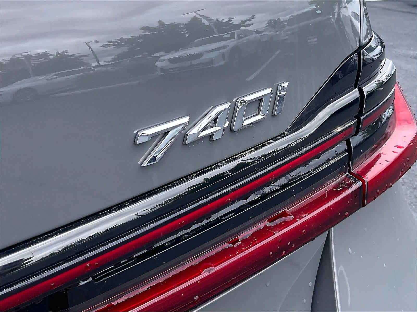 2022 BMW 740i 740i photo 3