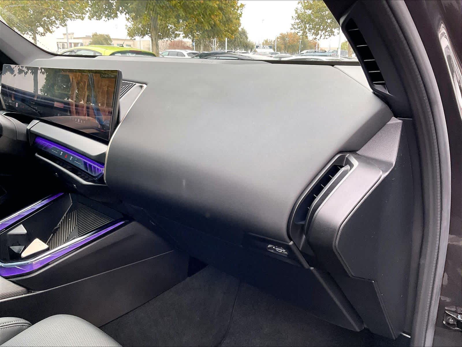 2025 BMW X3 30 - Photo 16