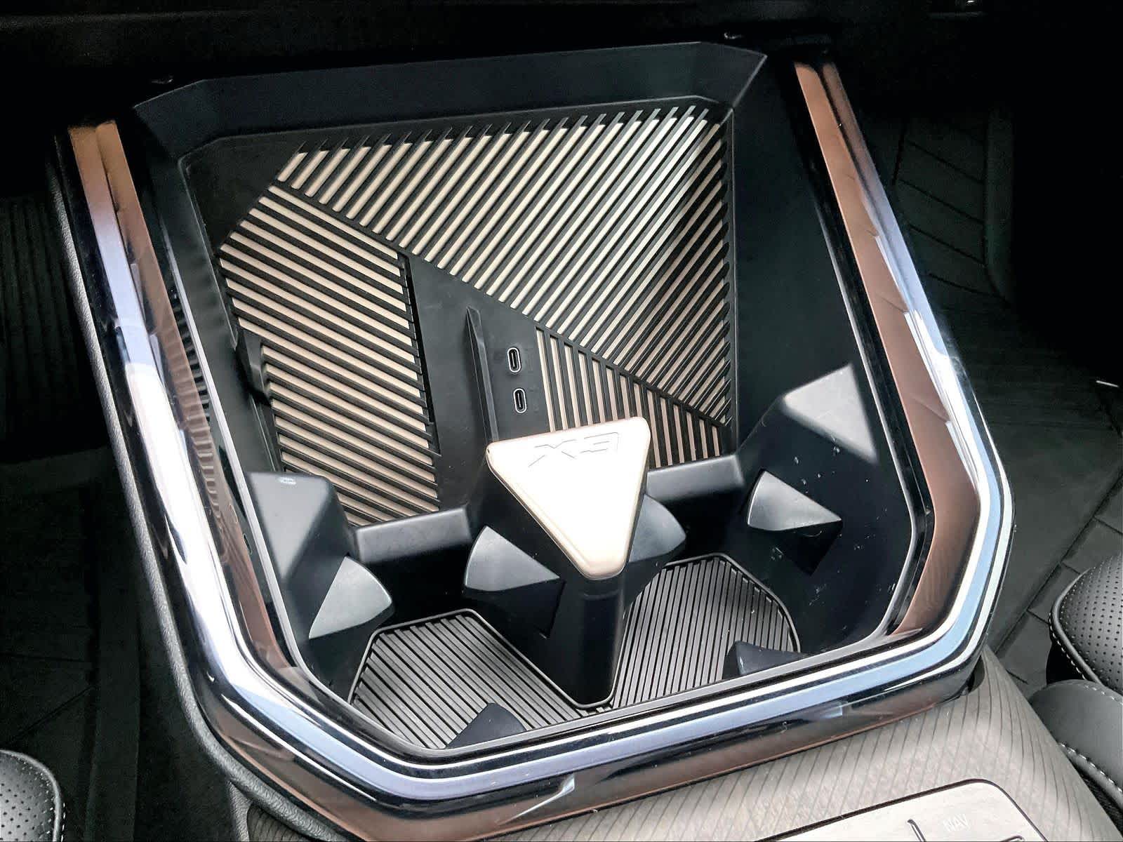 2025 BMW X3 30 - Photo 33