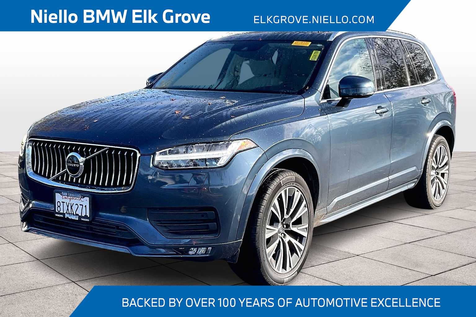 2021 Volvo XC90 Momentum's photo