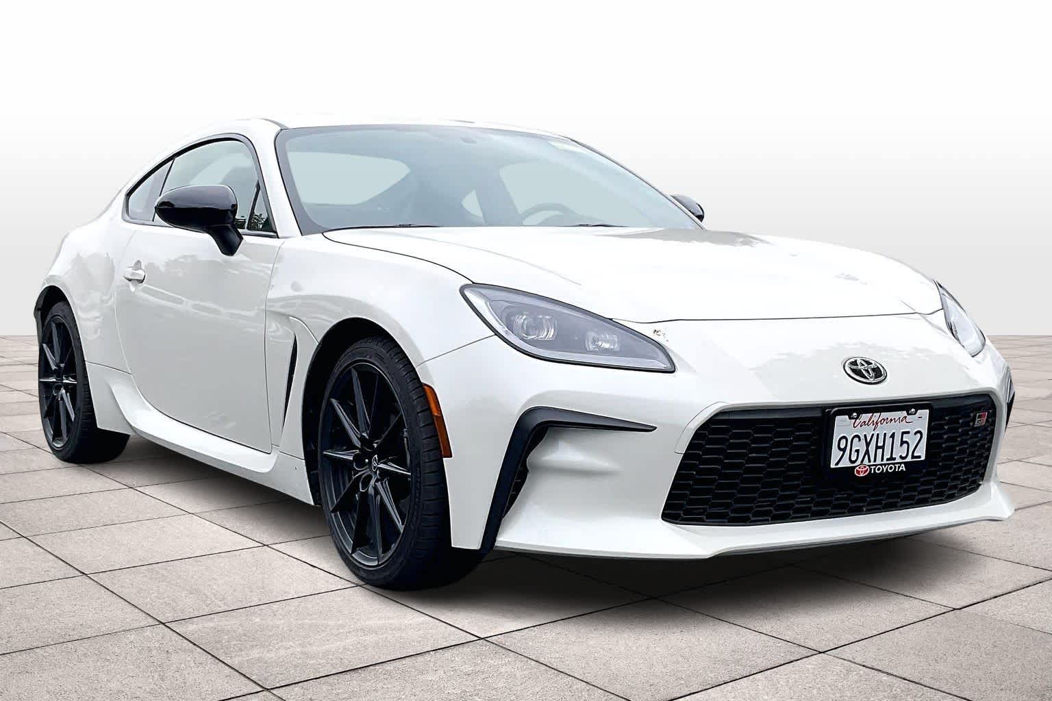 2023 Toyota GR86 Premium photo 2