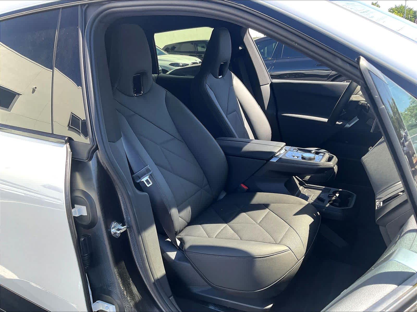 2025 BMW iX xDrive50 xDrive50 photo 3