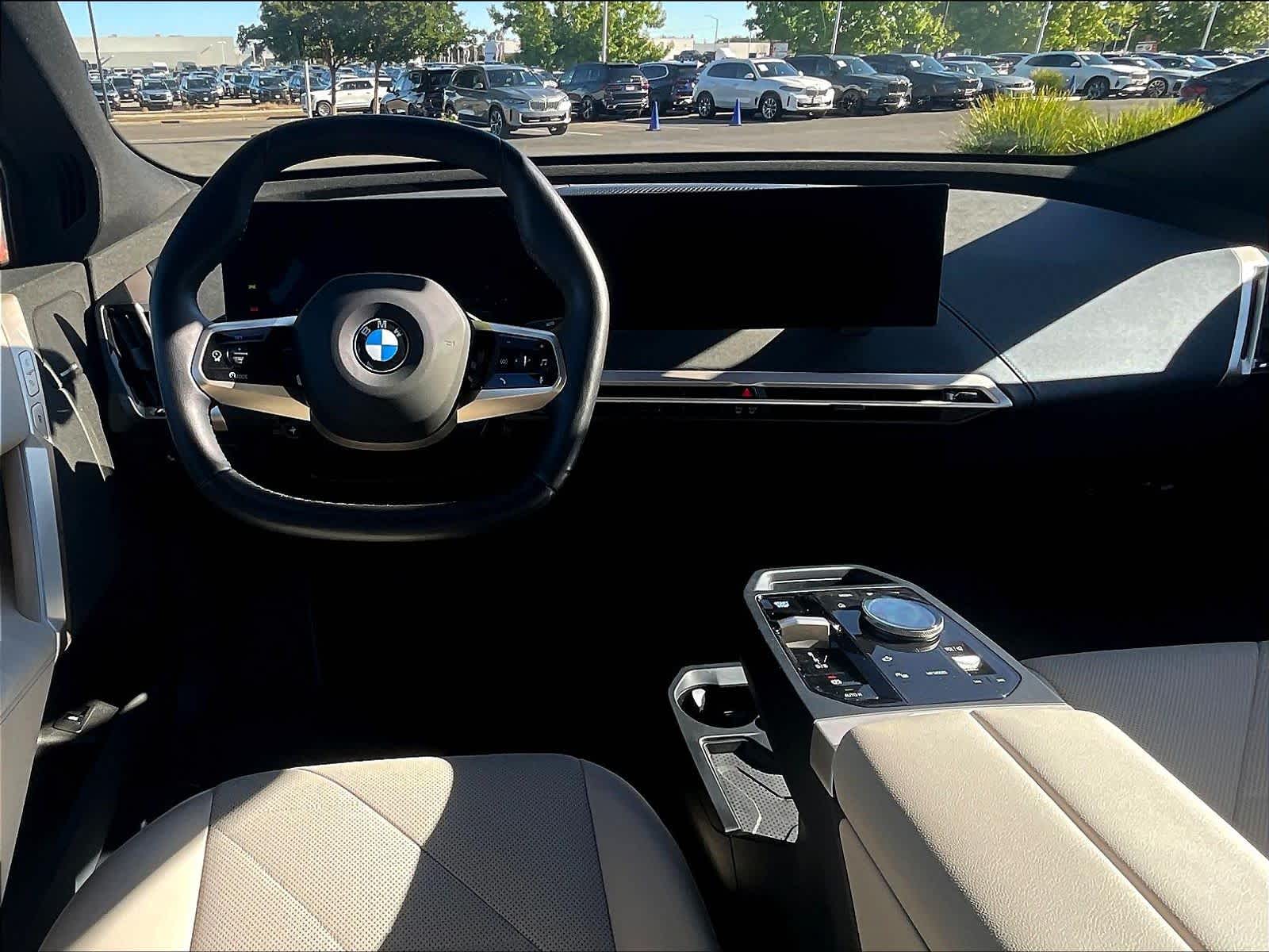 2026 BMW iX xDrive45 xDrive45 photo 5