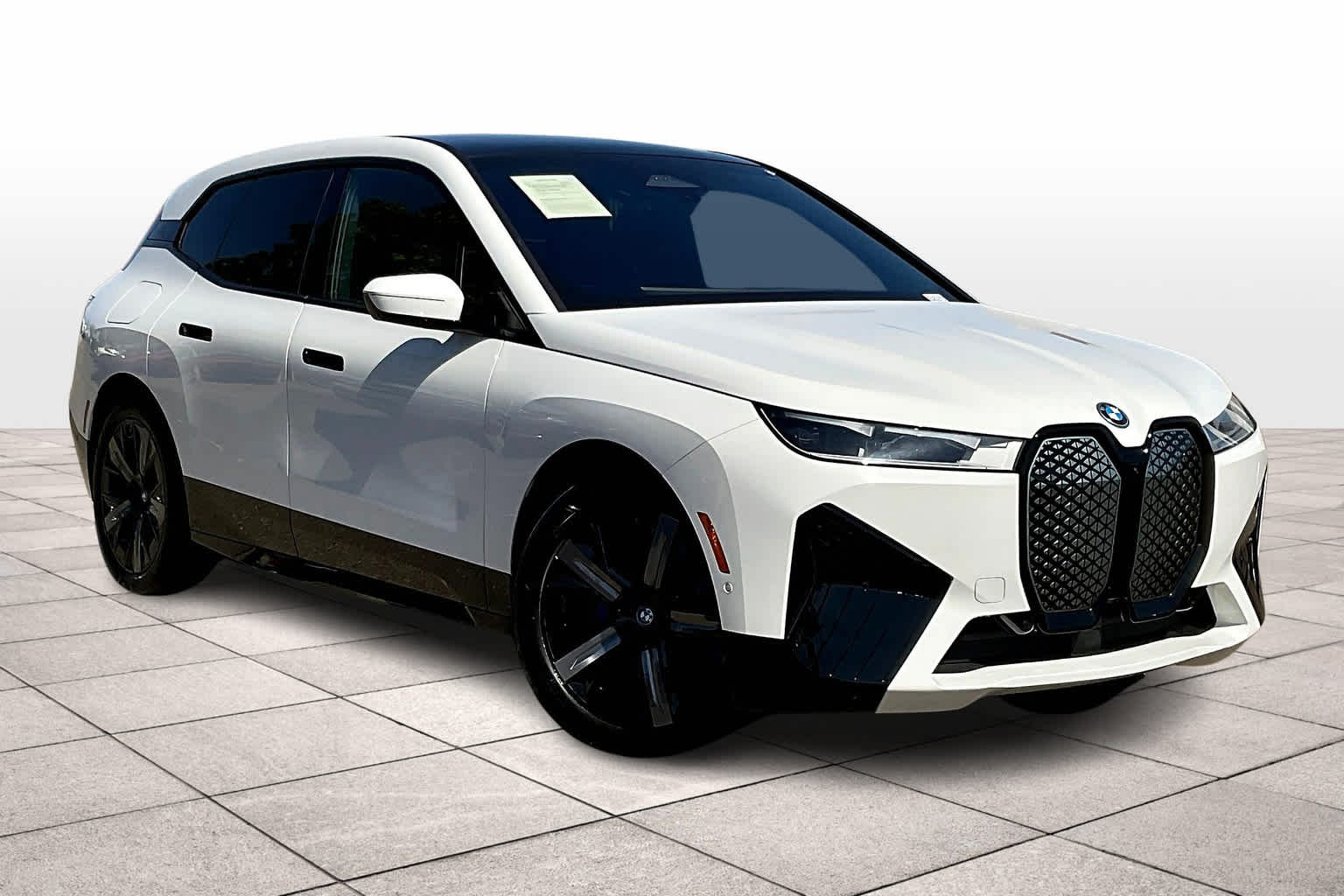 Used 2022 BMW iX Base with VIN WB523CF03NCK81821 for sale in Elk Grove, CA