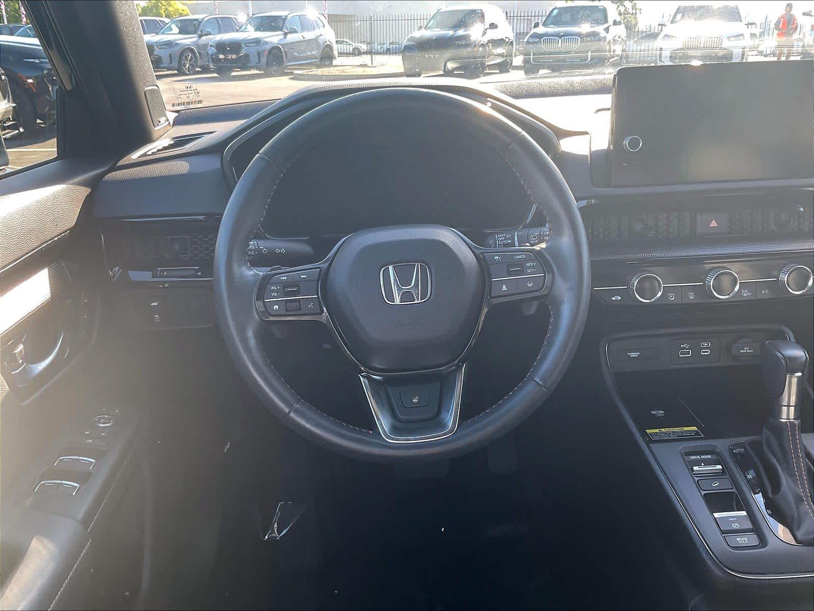 2023 Honda CR-V Hybrid Sport Touring photo 5