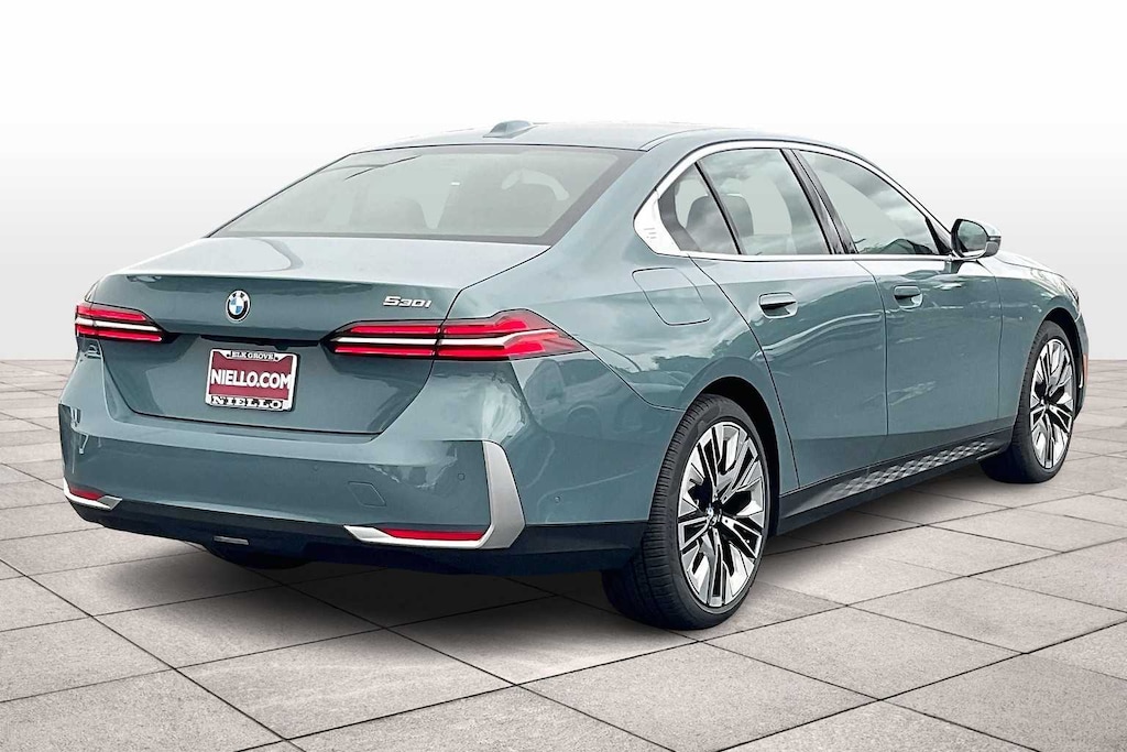 New 2026 BMW 5 Series 530i Sedan
