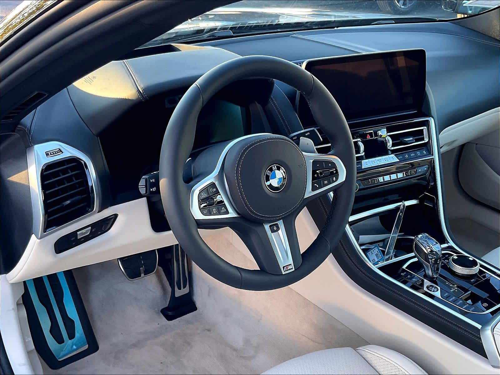 2026 BMW 8 Series 840i - Photo 8